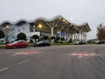 Одеський аеропорт позбавили від нічних гонщиків