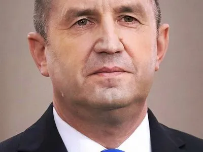 Вибори у Болгарії: перемагає чинний президент, який назвав Крим російським