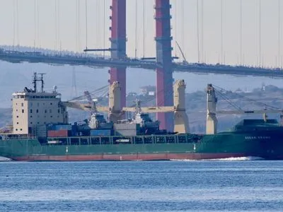 Корабль с катерами Island для Украины прошел Босфор