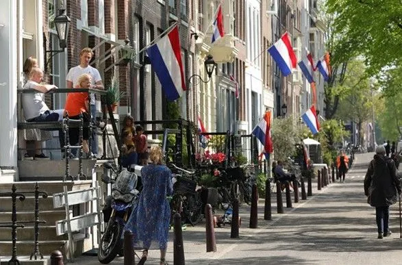 covid-protesti-v-niderlandakh-zatrimali-ponad-100-lyudey