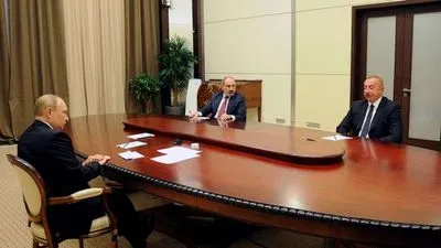 Нагірний Карабах: в Сочі пройшли переговори за участю Путіна, Пашиняна та Алієва