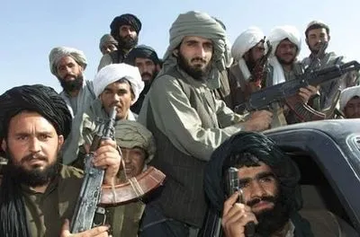 Талибы заявили, что в следующем году откроют школы для девочек в Афганистане