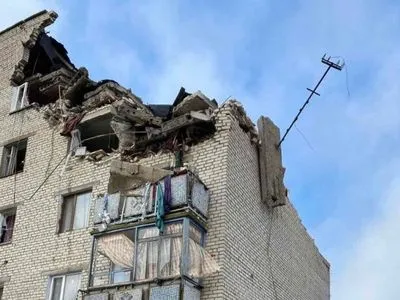 Взрыв произошел в многоэтажке в Новой Одессе: снесло два этажа, есть пострадавшие
