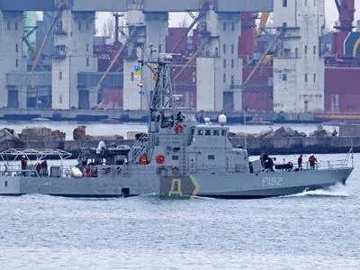 Прибывшие в Одессу американские патрульные катера вышли на ходовые испытания