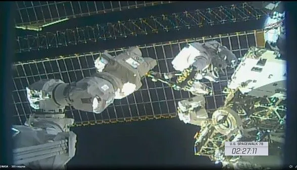 Астронавти NASA вийшли у відкритий космос, щоб полагодити антену МКС