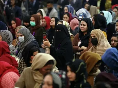 Таліби заборонили силоміць видавати жінок заміж
