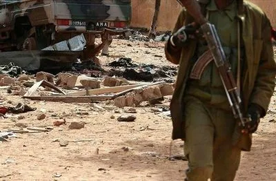 В Мали боевики обстреляли автобус: погибли десятки людей