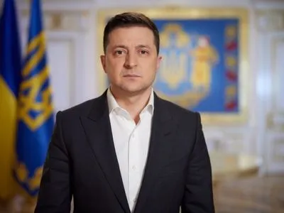 Президент дав звання Героя загиблому на Донбасі військовому