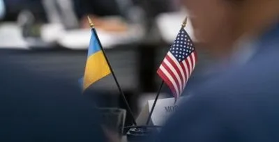 Лидер республиканцев в Сенате США призвал Байдена предоставить Украине любое необходимое оружие