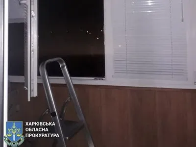 В Харькове женщина задушила двухлетнего ребенка и выпрыгнула с четвертого этажа