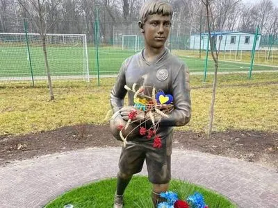 У Краматорську відкрили пам'ятник Степану Чубенку: у 16 років його вбили російські бойовики
