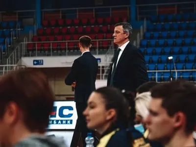 Баскетбол: клуб украинской Суперлиги уволил иностранного тренера