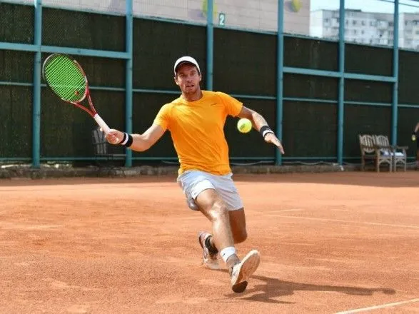 ukrayinskiy-tenisist-probivsya-do-pivfinalu-mizhnarodnogo-turniru