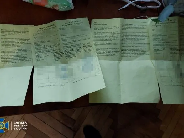 “Вакцинували” на папері близько 500 осіб щомісяця: як медики на Львівщині та на Вінниччині фальшували Covid-сертифікати