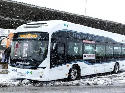 Екологічний транспорт: в Австрії тестують водневий автобус Hyundai