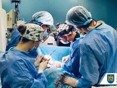 В детской больнице Львова впервые прооперировали 5-летнего ребенка с пороком сердца