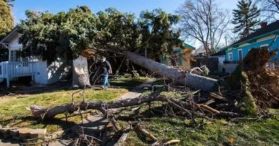 В США зафиксировано самое большое количество ураганных порывов ветра за один день. Более 500 тысяч человек остались без электроэнергии