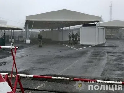 На Донбасі шукали вибухівку на КПВВ "Майорське", персонал евакуювали