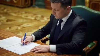Зеленський підписав низку законів, які стосуються розвитку економіки, культури та захисту довкілля