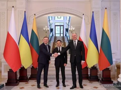 Зеленський, Дуда і Науседа у Гуті підписали спільну заяву: вона фіксує підтримку членства України в ЄС і НАТО