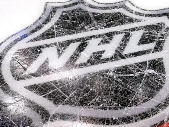 НХЛ приостановила проведение сезона: известны причины