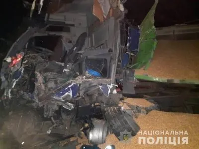 Зіткнення трьох вантажівок на Одещині: у ДТП загинули дві людини