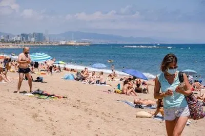 В Іспанії знову запровадять обов’язкове носіння масок на вулиці