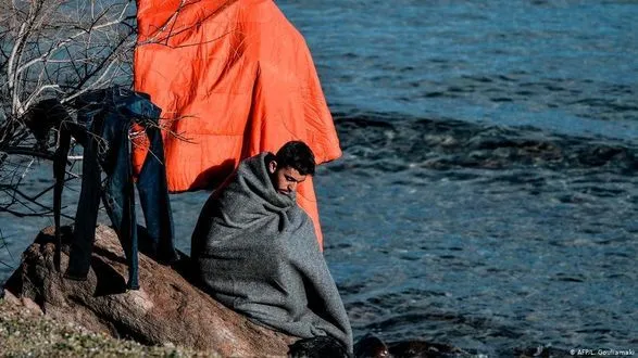 Греция: лодка с мигрантами затонула, один погибший, десятки пропали без вести