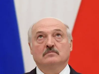 Позиция Лукашенко по Крыму зависит от украинских властей - посол Беларуси в Украине