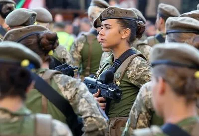Як жінкам стати на військовий облік: пояснюють у Міноборони