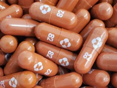 Франция отказалась от COVID-таблеток "Молнупиравир". Украина планирует их закупить