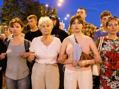 Учасницю протестів у Білорусі засудили до 3 років обмеження волі