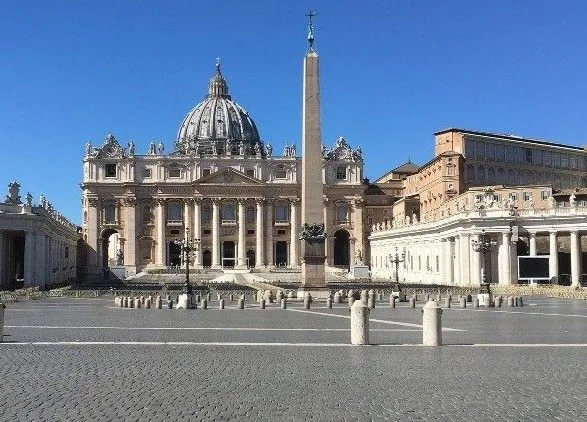Ватикан перед Різдвом посилив антиковидні обмеження
