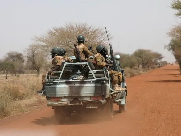 Объявлен двухдневный траур после гибели 41 человека в результате засады в Буркина-Фасо