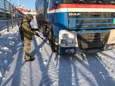 ООН передала на восток Украины 28 тонн гуманитарной помощи
