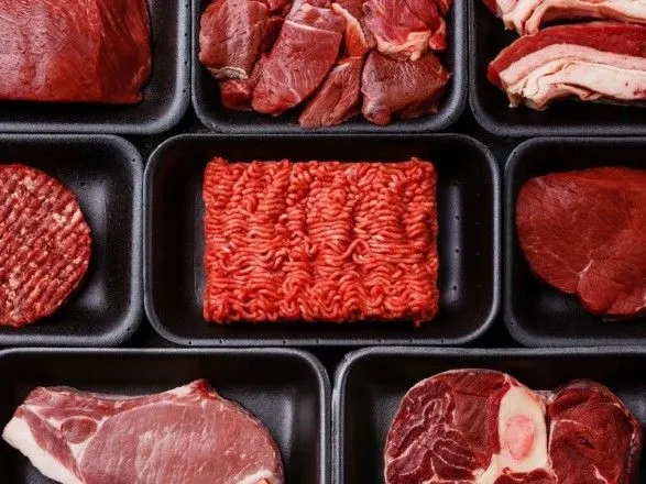 В Іспанії міністр закликав знизити споживання червоного м'яса