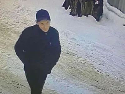 На Прикарпатье подозреваемый в мошенничестве мужчина сбежал из зала суда