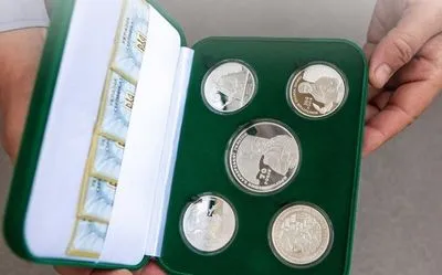 НБУ с начала года ввел в оборот почти 30 памятных монет: сколько было реализовано