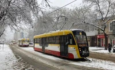 В Одессе парню отрезало ноги трамваем