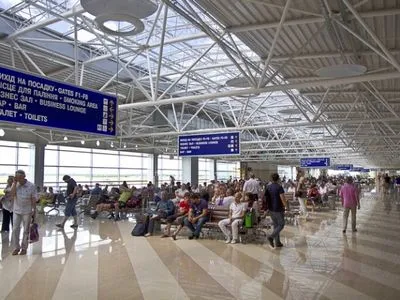 Аеропорт “Бориспіль” відкрили для супроводжуючих: відомі умови