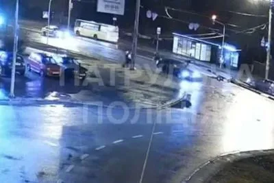 У Києві п'яний водій збив 12-річного хлопчика на пішохідному переході та втік