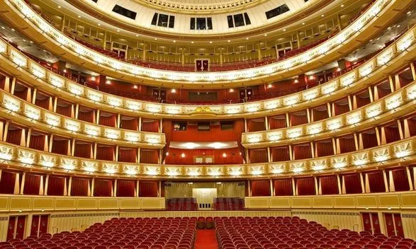 Венская опера отменила все спектакли из-за Omicron