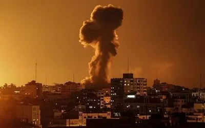 Ізраїльські літаки вразили цілі бойовиків у секторі Газа після ракетного обстрілу
