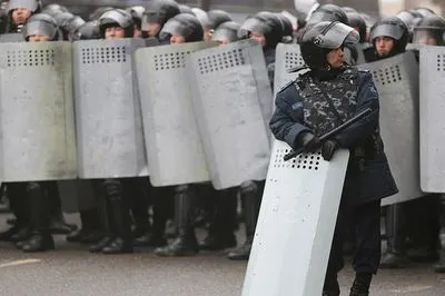 В Алматы началась спецоперация "по очистке города от террористов"