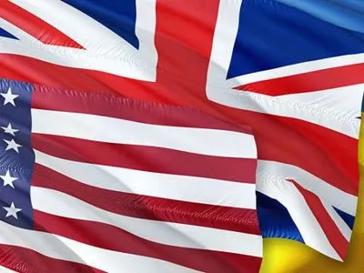 Министры обороны США и Великобритании обсудили наращивание войск РФ на границе с Украиной