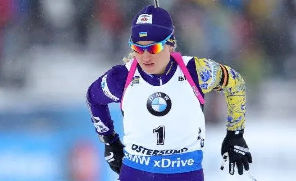 Біатлоністка Семеренко фінішувала в топ-15 гонки Кубку світу