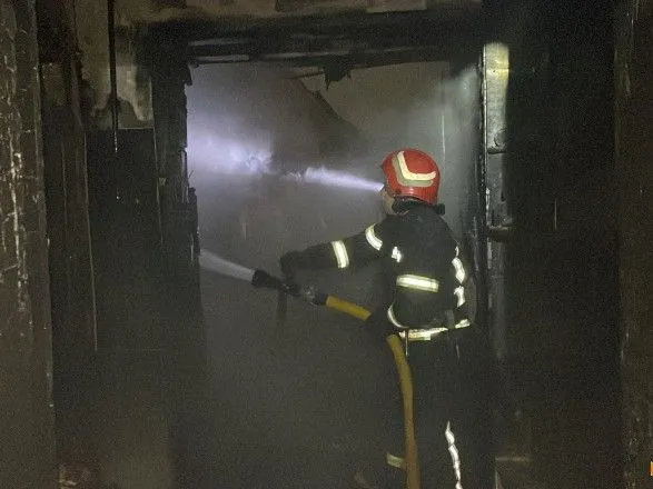 Не могли выбраться из квартиры: в Черновцах произошел пожар с пострадавшими