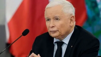 Польський сенатор подав до суду на лідера правлячої партії Качинського через стеження