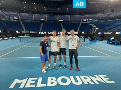 Теннисист Джокович провел в Австралии первую тренировку после возвращения визы