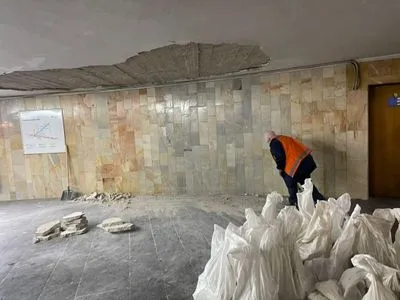 На станції метро у Харкові обвалилася стеля: комісія розпочала перевірку
